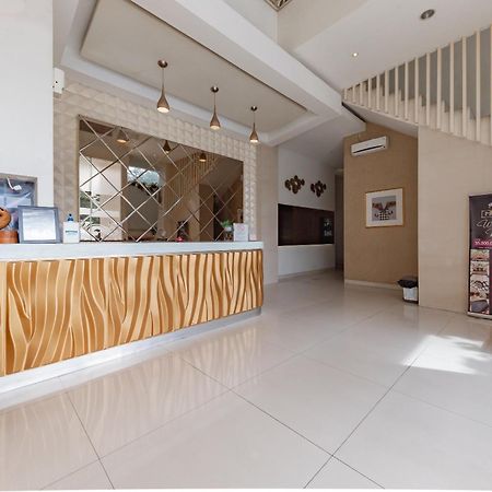Reddoorz Hostel At Kiara Cozy Kircon باندونج المظهر الخارجي الصورة