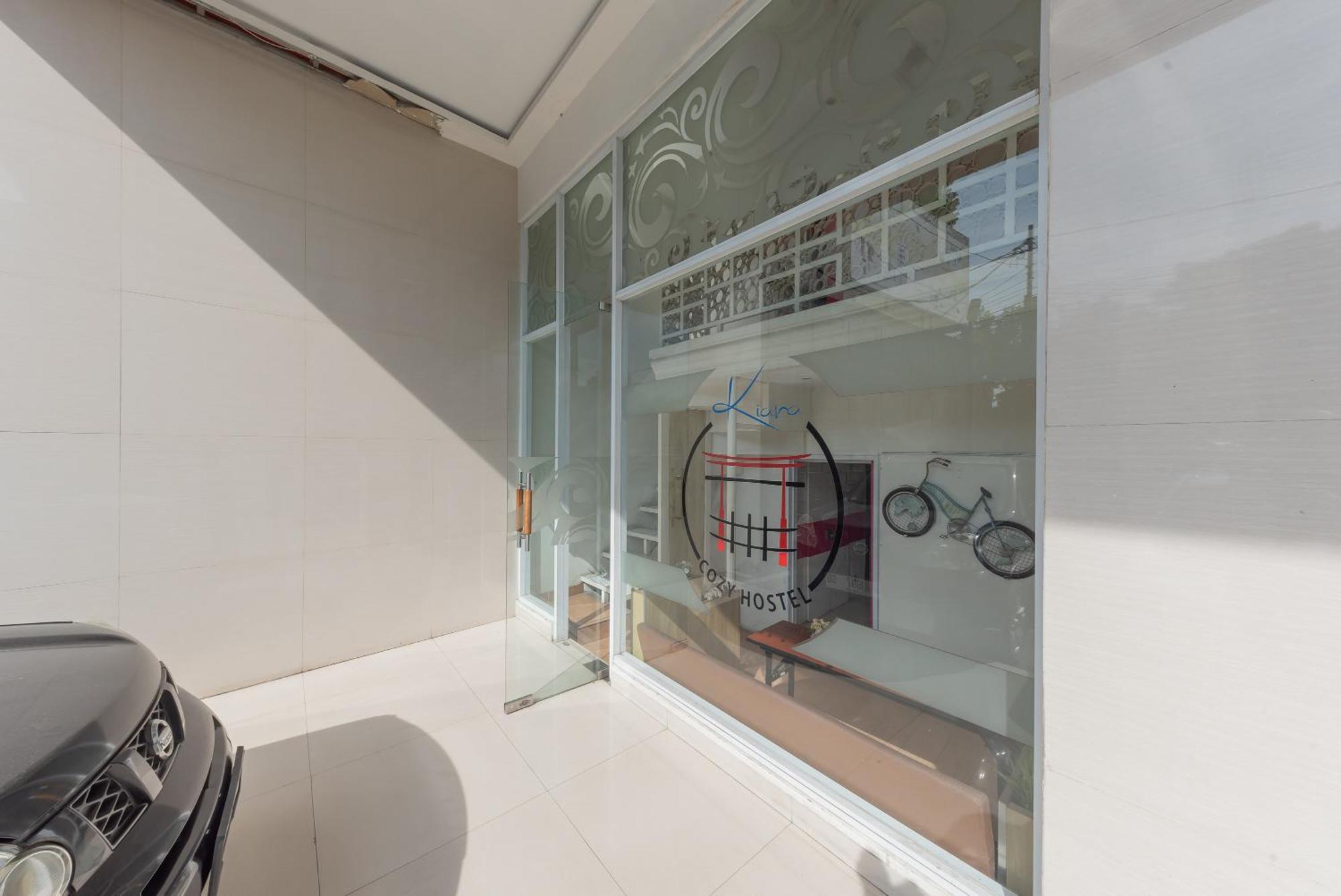 Reddoorz Hostel At Kiara Cozy Kircon باندونج المظهر الخارجي الصورة