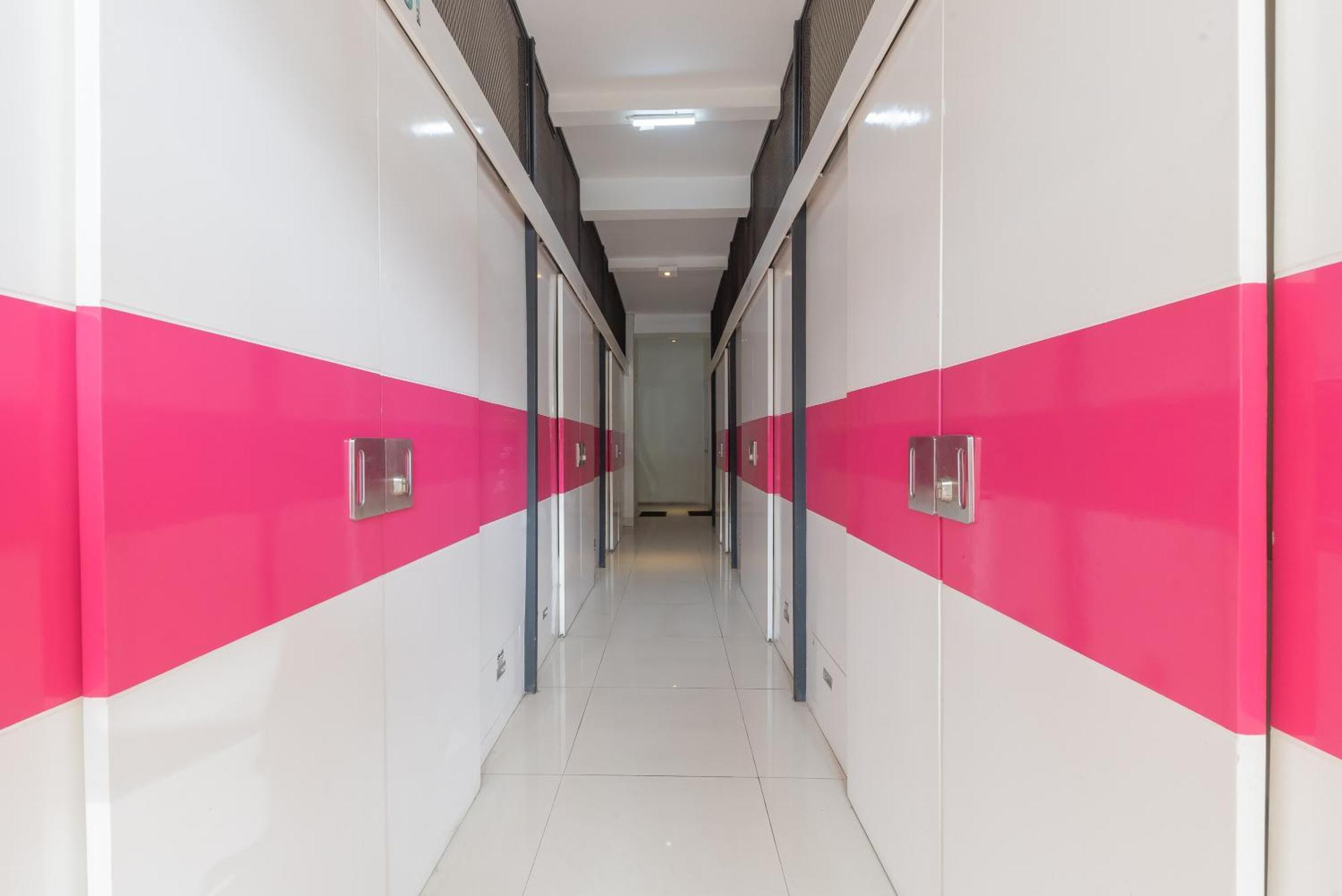 Reddoorz Hostel At Kiara Cozy Kircon باندونج المظهر الخارجي الصورة