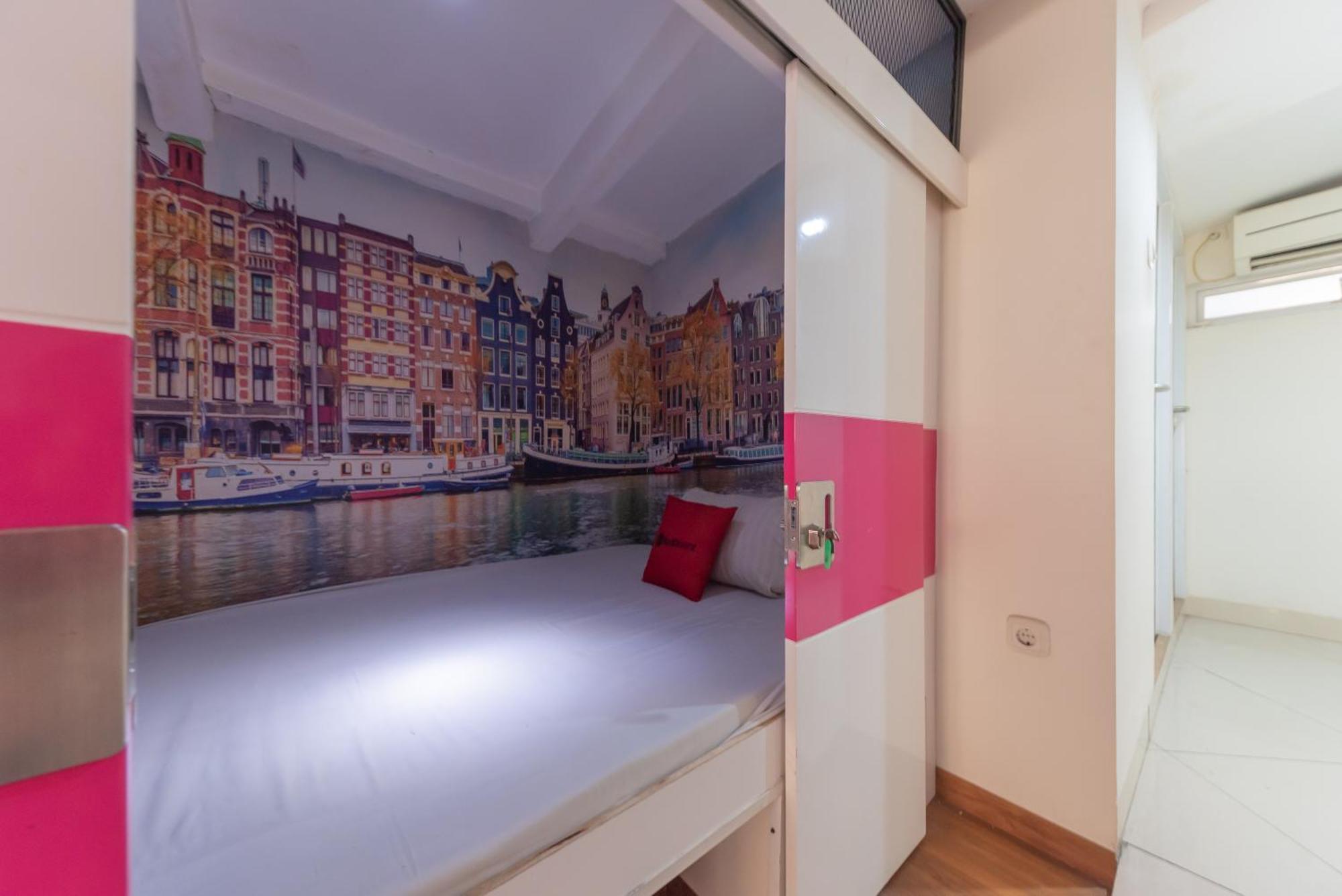 Reddoorz Hostel At Kiara Cozy Kircon باندونج المظهر الخارجي الصورة