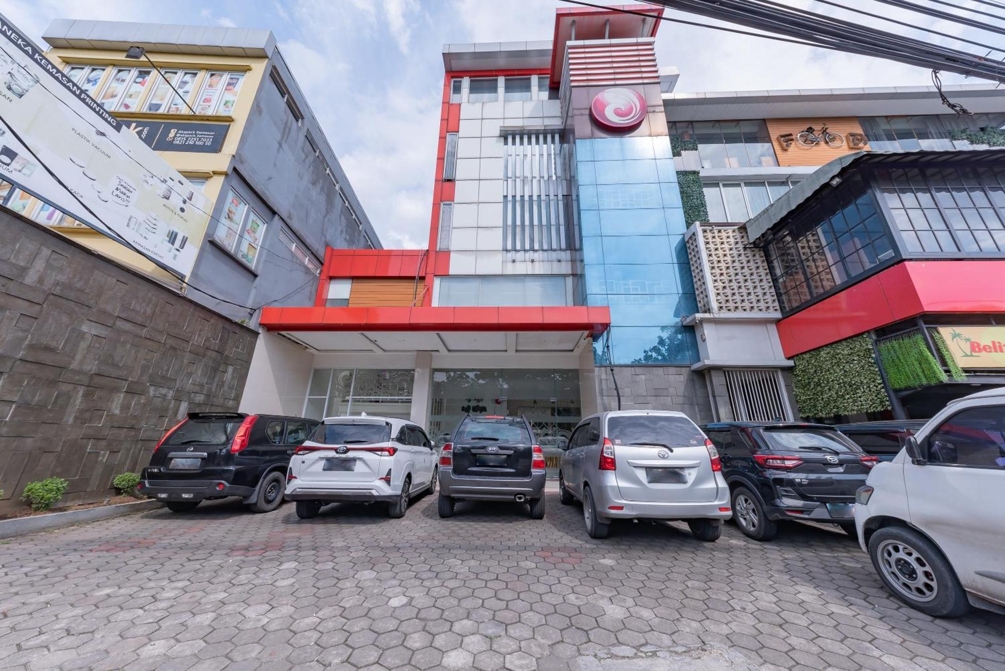 Reddoorz Hostel At Kiara Cozy Kircon باندونج المظهر الخارجي الصورة
